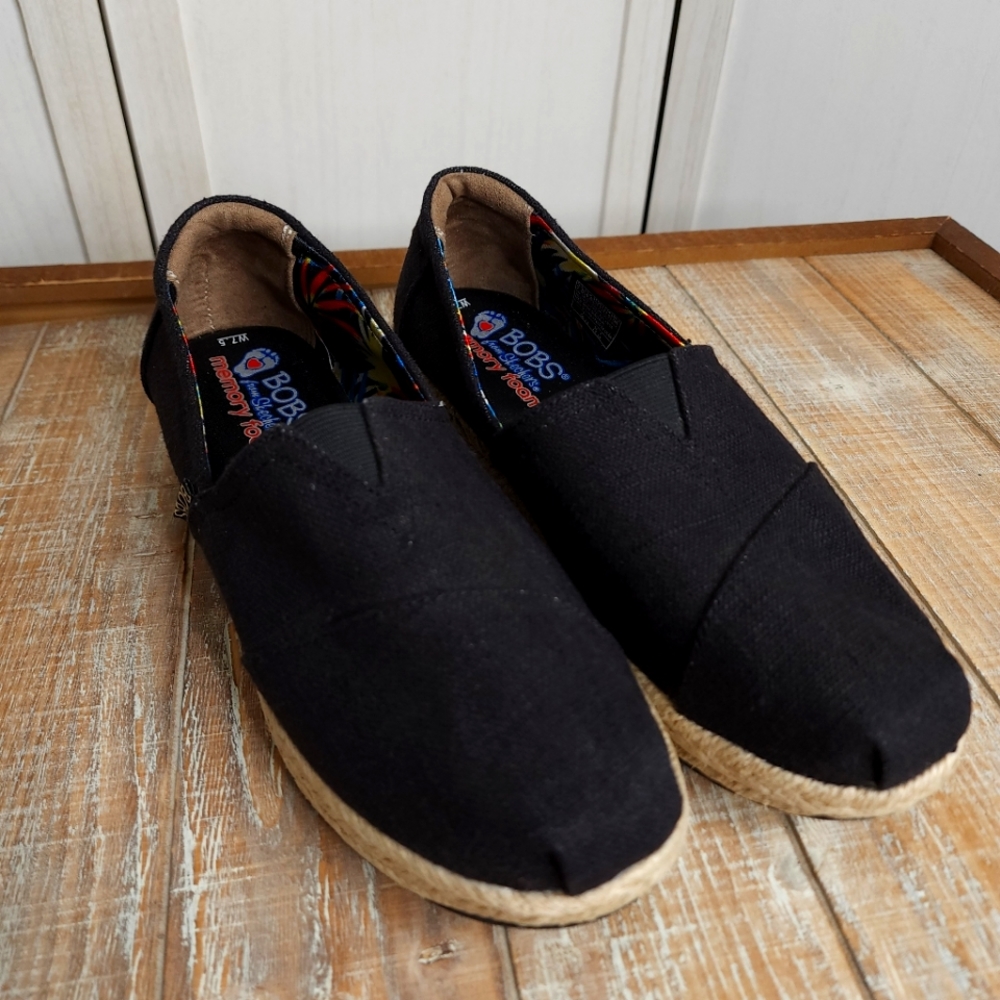 Bobs From Skechers Woman’s Black Espadrille. Size 8 1/2 - Picture 1 of 13